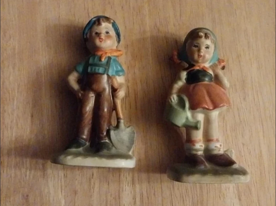 Vintage Made in Japan Boy/Girl Figurines
