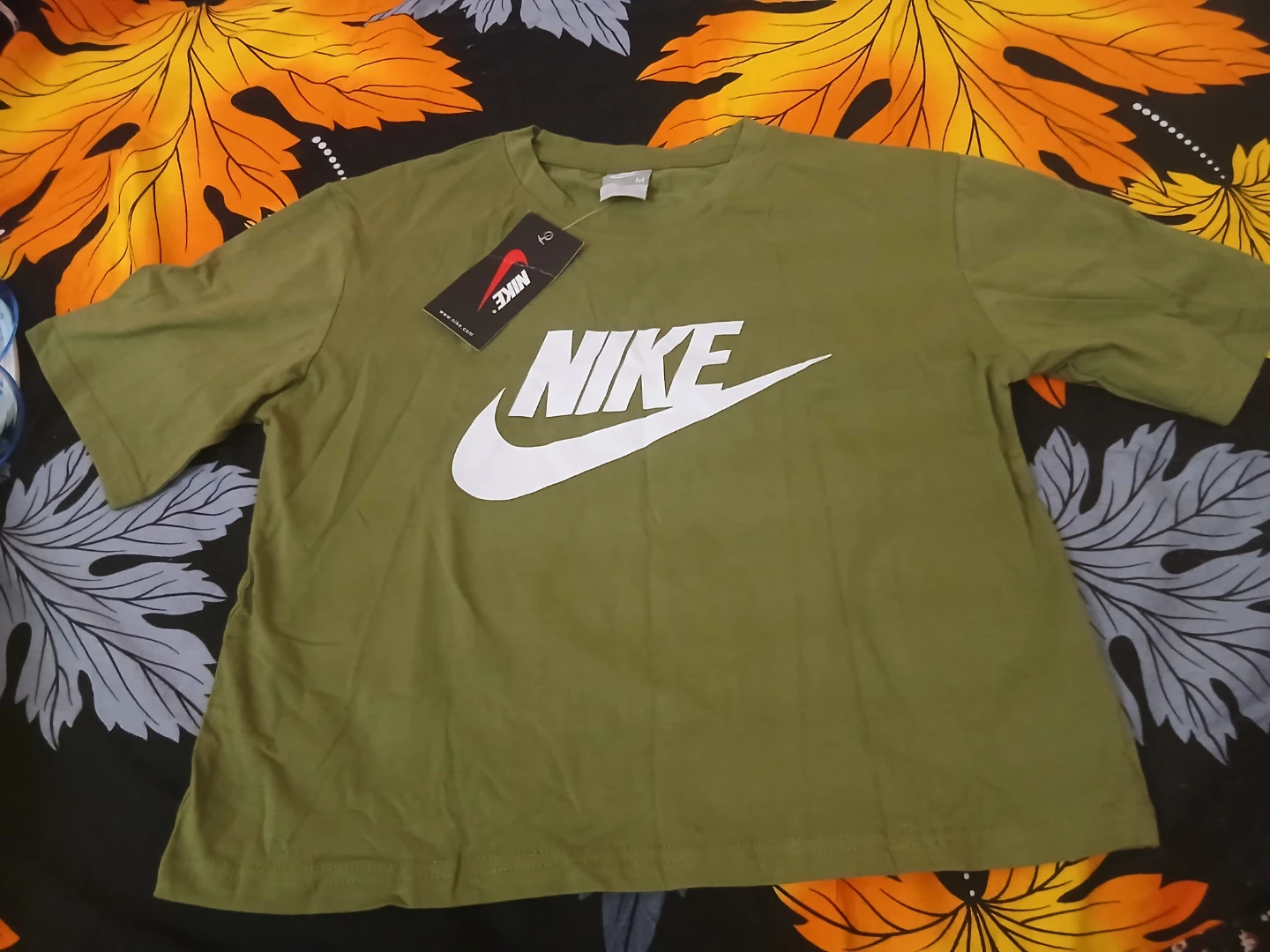 Nike Olive Green T-Shirt - Size M