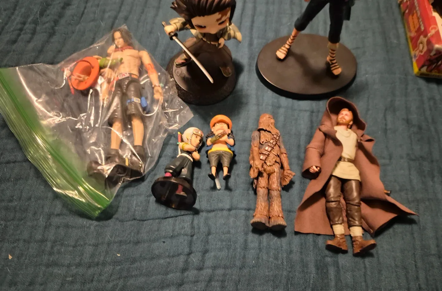 Animie & Star war action figurines