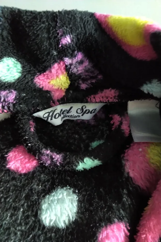 Hotel Spa Collection Robe - Black with Hearts image indicator(2)