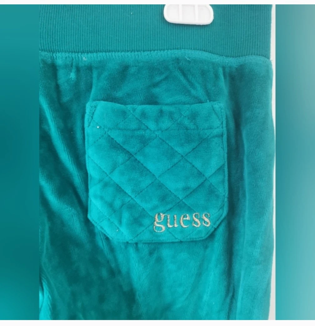 Womens sz med Guess pants - photo 3