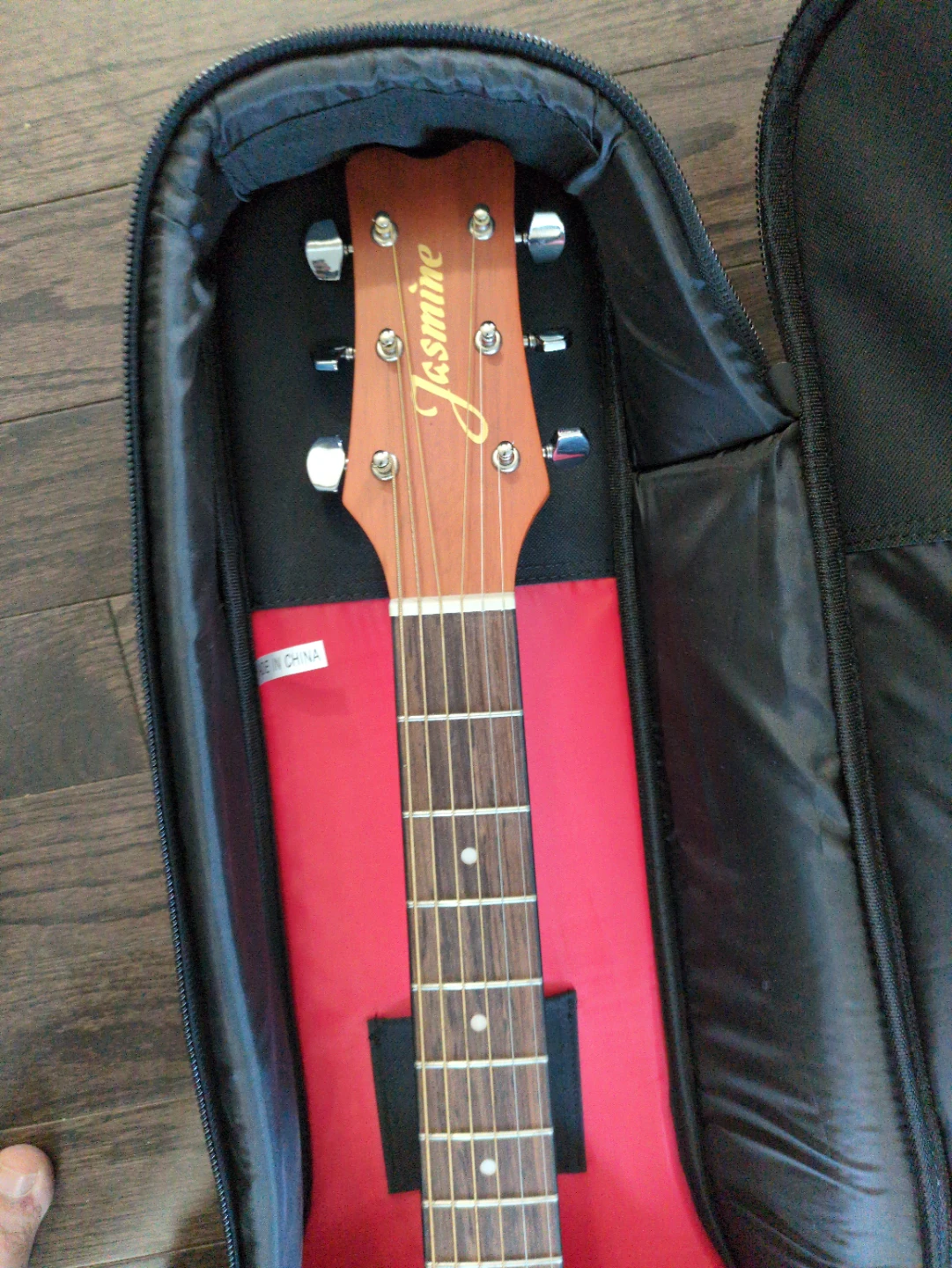 Jasmine S35 Acoustic Guitar with Case & Accessories - photo 2