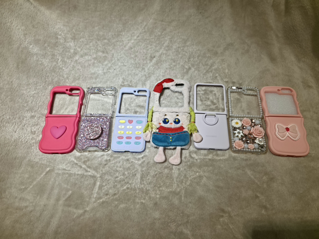Samsung Galaxy Z Flip 5 5G phone cases - photo 2