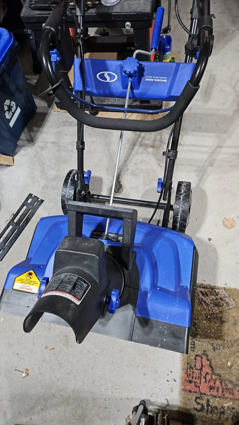 Sun Joe 21-Inch Electric Snow Thrower