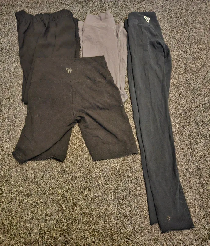 TNA/ Aritzia Leggings & Shorts Bundle