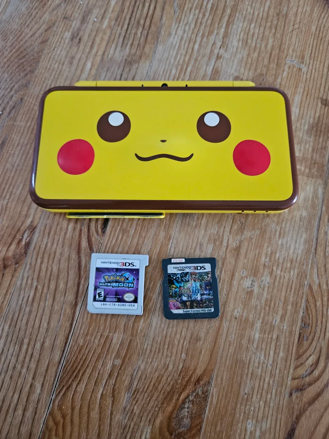 Nintendo 3DS Pikachu Edition with 2 Games