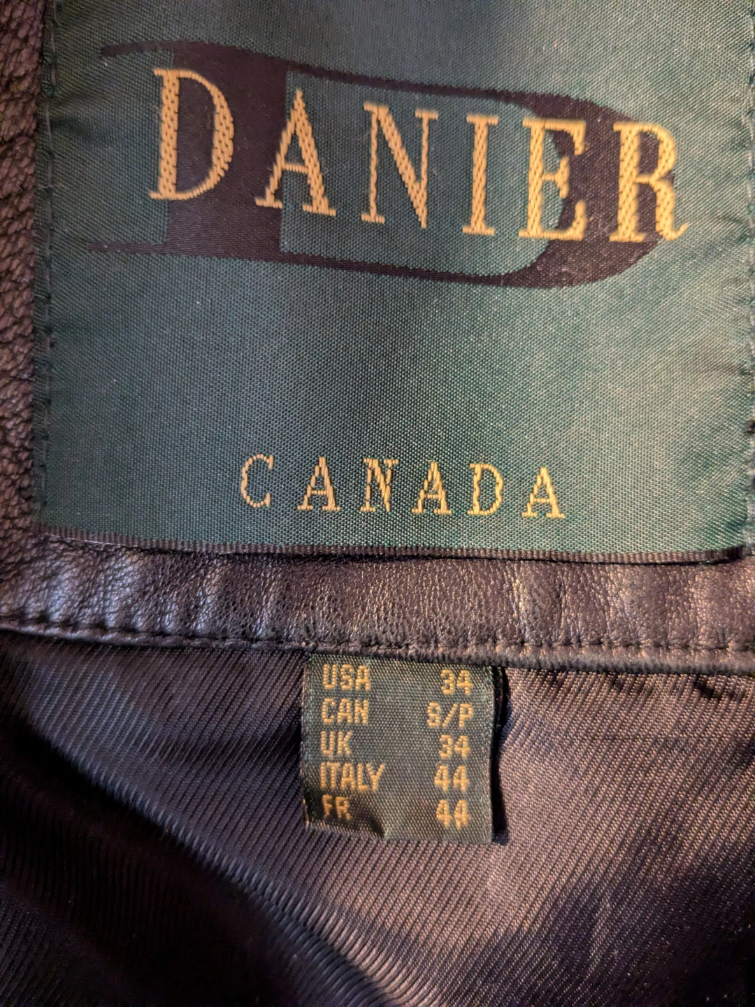 Vintage 90s Danier bomber! - photo 5