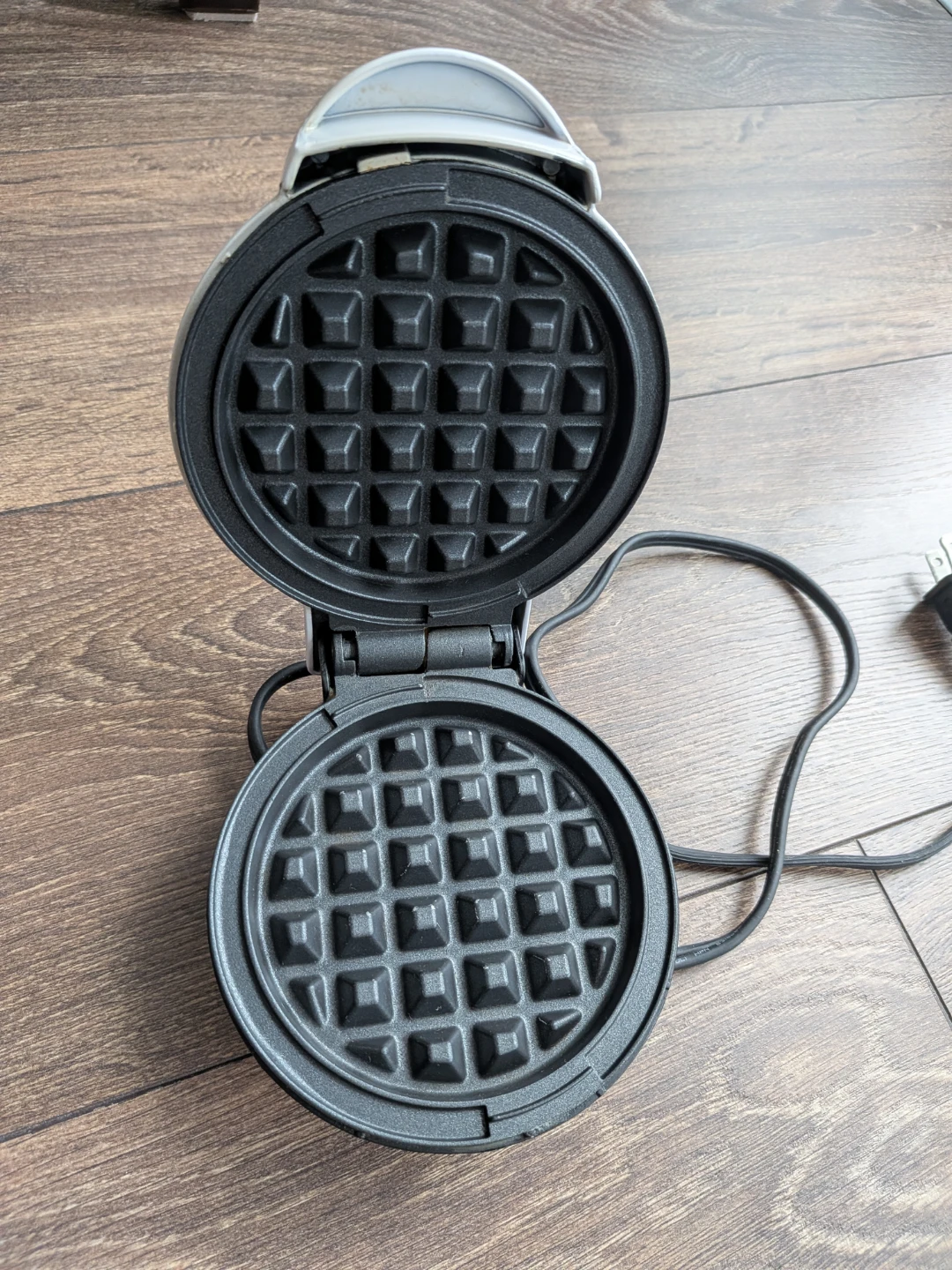 Dash Mini Waffle Maker