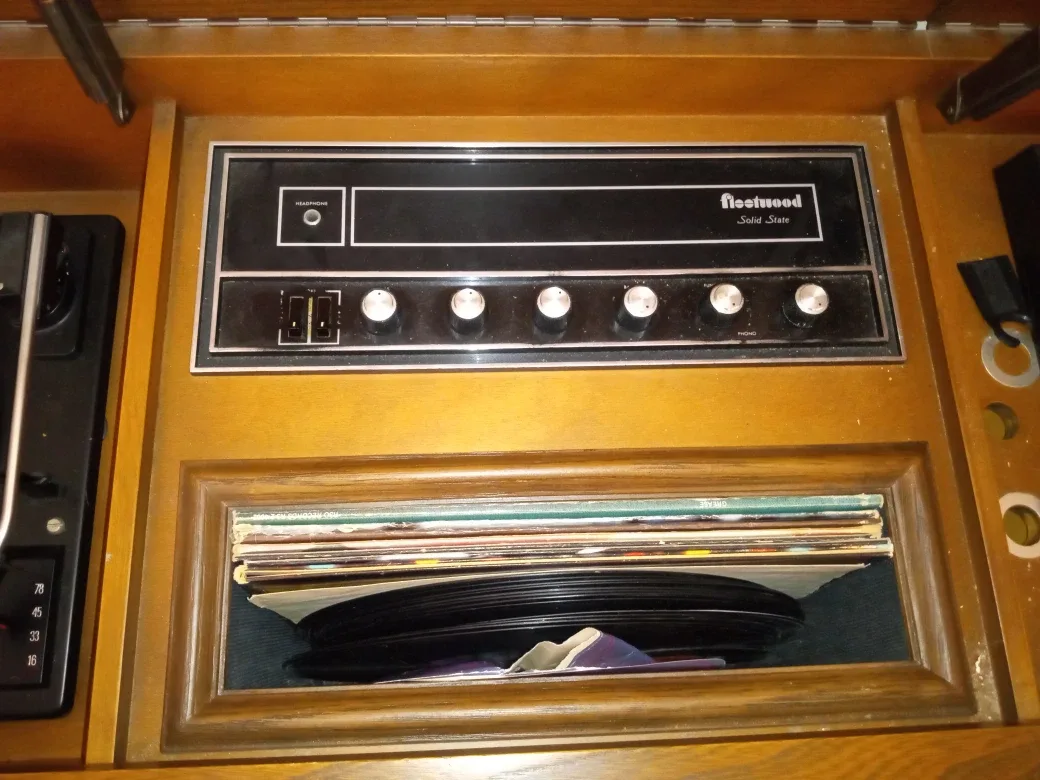 Vintage Fleetwood Stereo Console with Garrard Turntable image indicator(3)