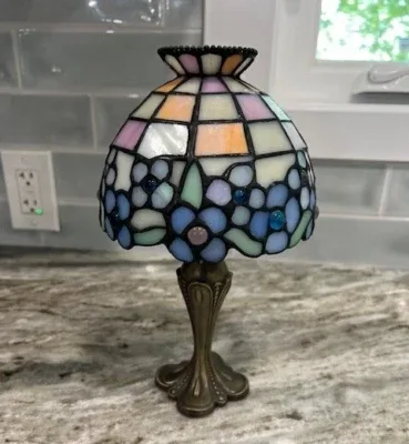 PartyLite Hydrangea Tiffany Style Glass Tealight Lamp Vintage