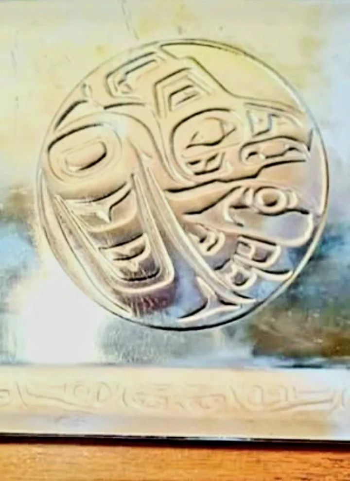 Vtg. Signed S.P. Heavy Brass Hand Crafted Tray image indicator(5)