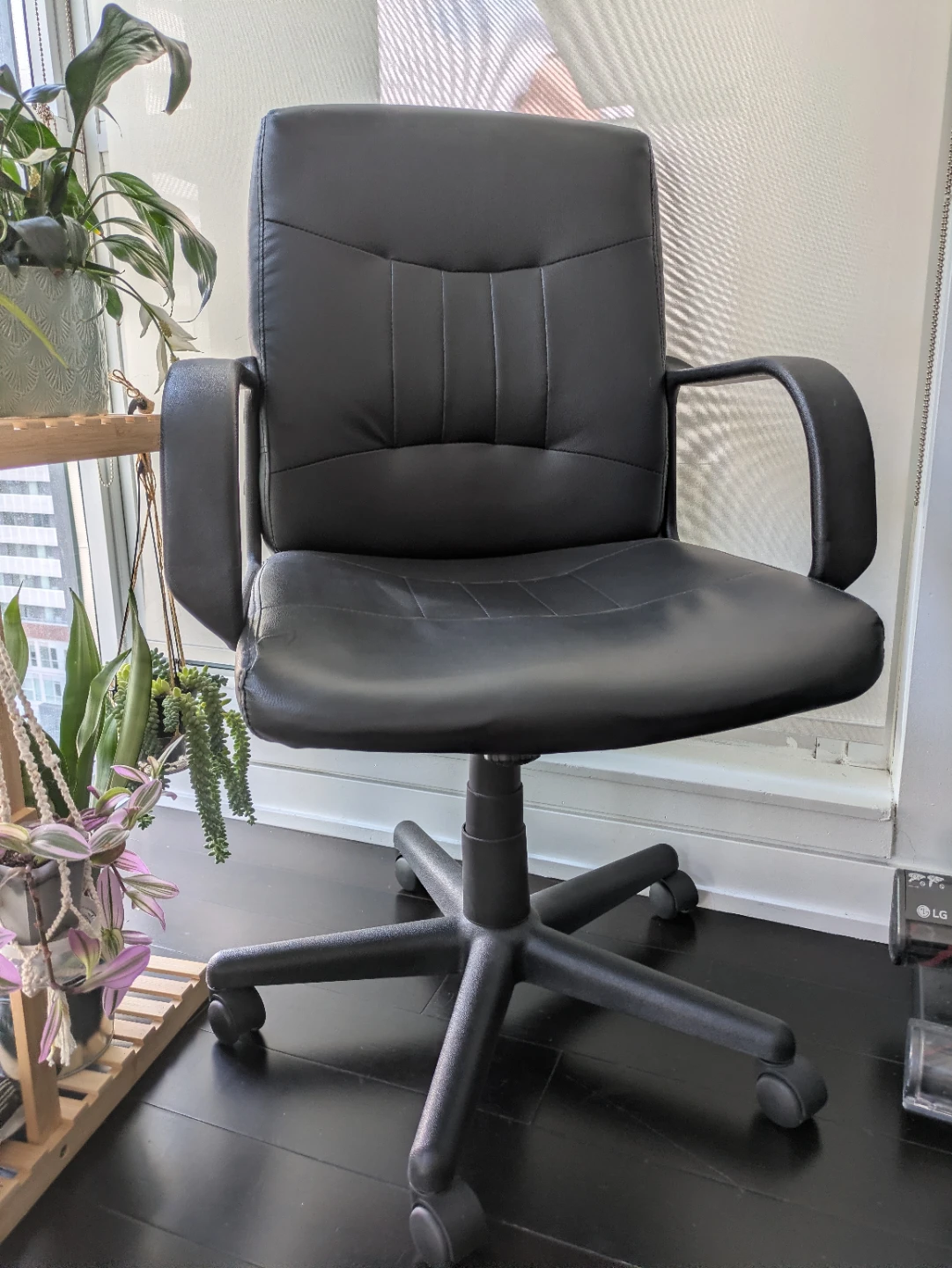 Black Office Chair