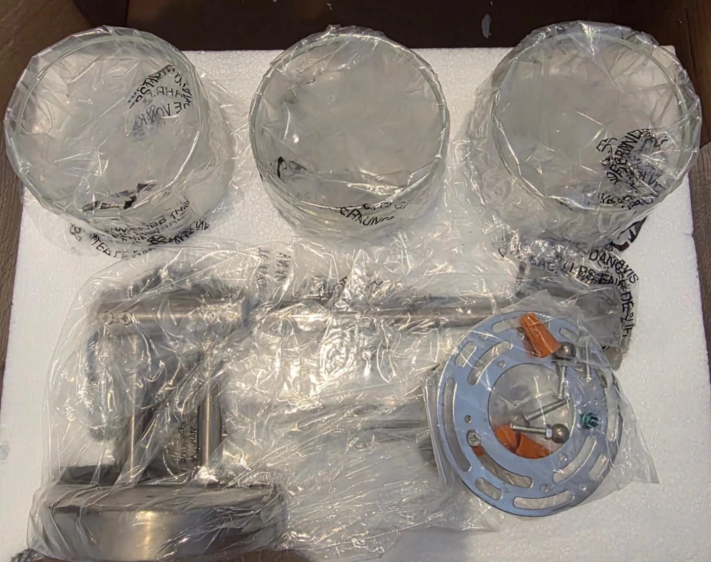 Zeyu Brushed Nickel 3-Light Vanity Light - New in Box! - photo 3