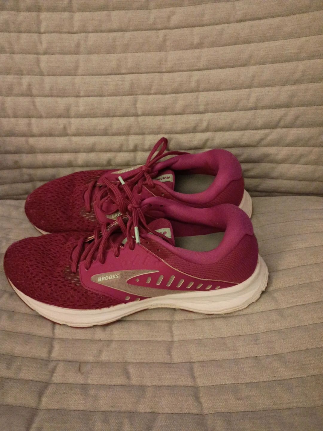 Brooks Ravenna 2 Women's Running Shoes - Size 9 - photo 2