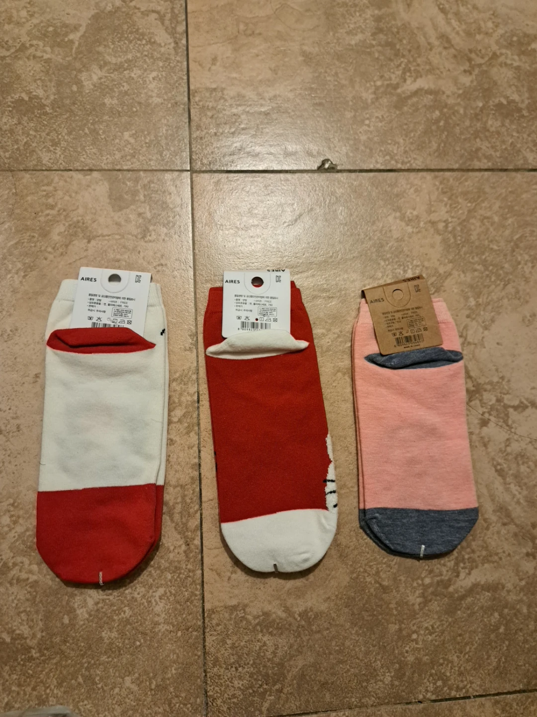 Aires Hello Kitty & Milky Socks - Set of 3 - photo 2
