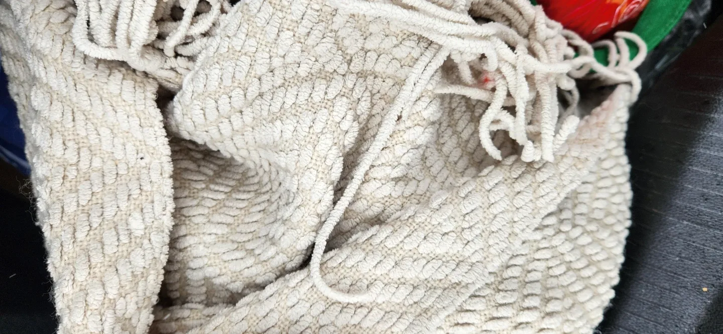 Beige textured throw blanket sustainability star♻️