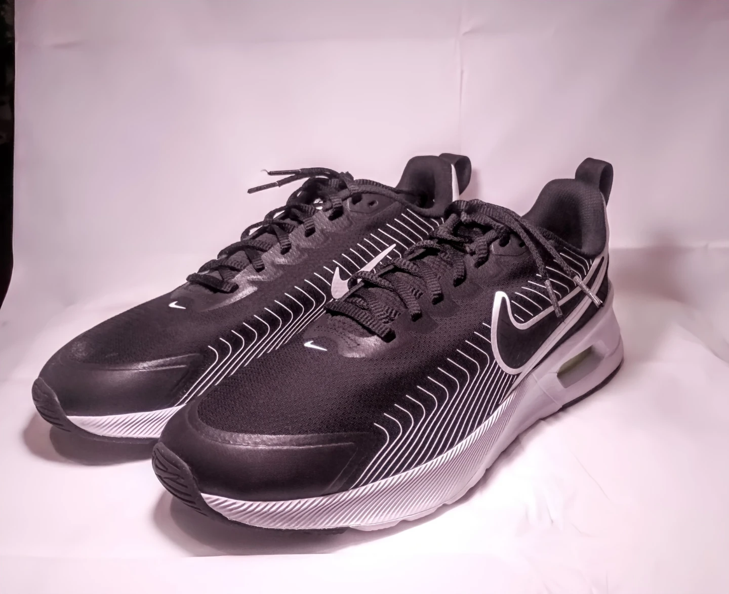 Nike Men's Air Max Nuaxis casual sneakers - photo 4