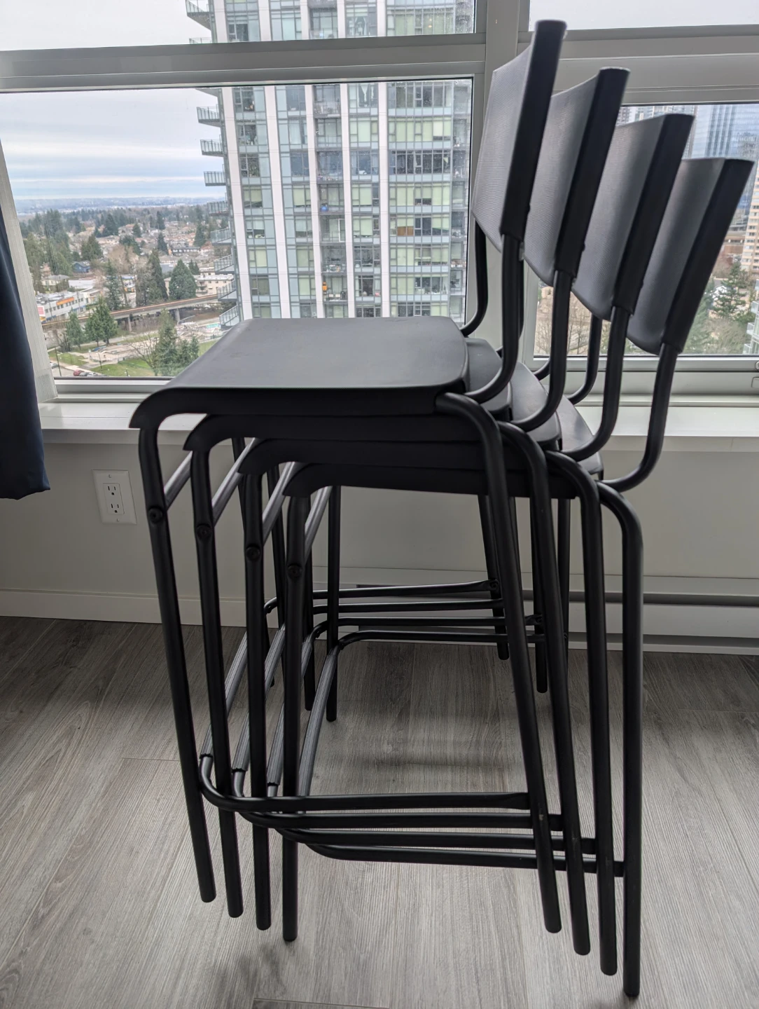 Set of 4 Black Bar Stools - photo 4