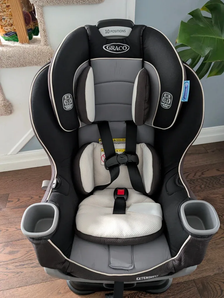 Graco Extend2Fit Convertible Car Seat