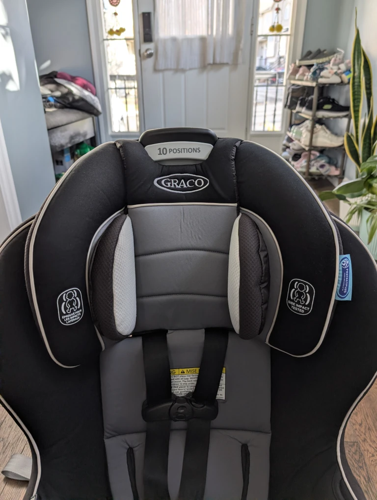 Graco Extend2Fit Convertible Car Seat - photo 3