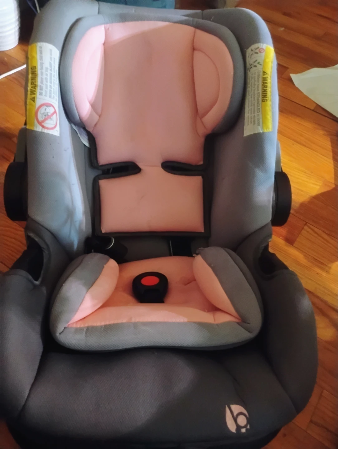 Baby Trend Infant Car Seat - Gray & Pink - photo 4