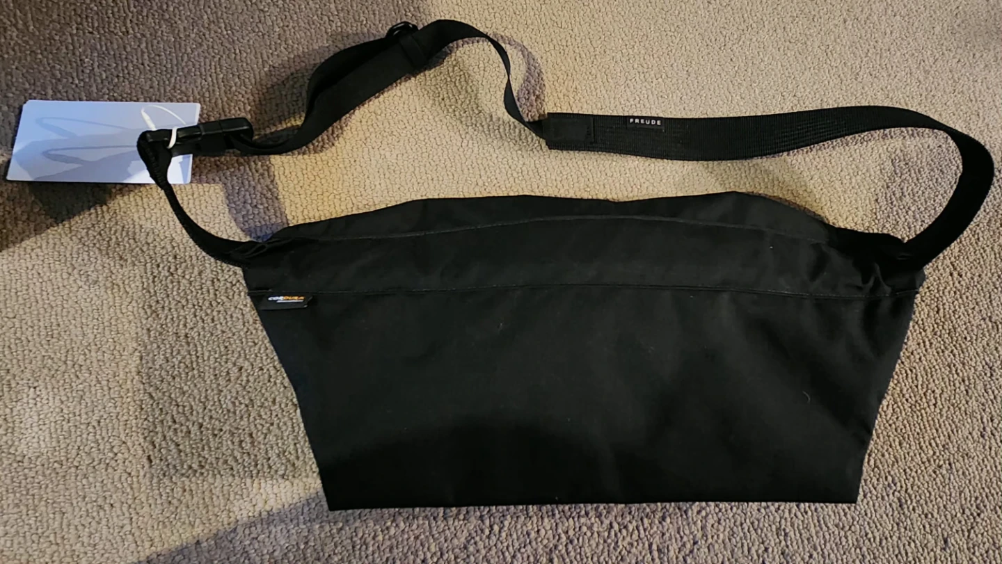 BMW Crossbody Bag Large - Black - photo 2