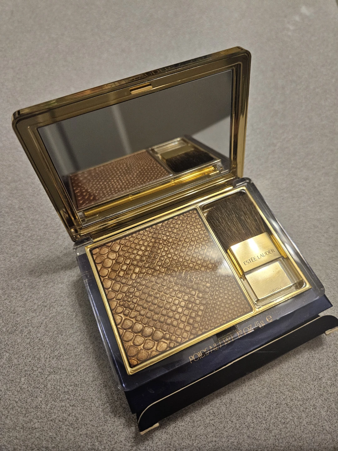 Pure Color Illuminating Powder Gelee 01 Topaz Chameleon