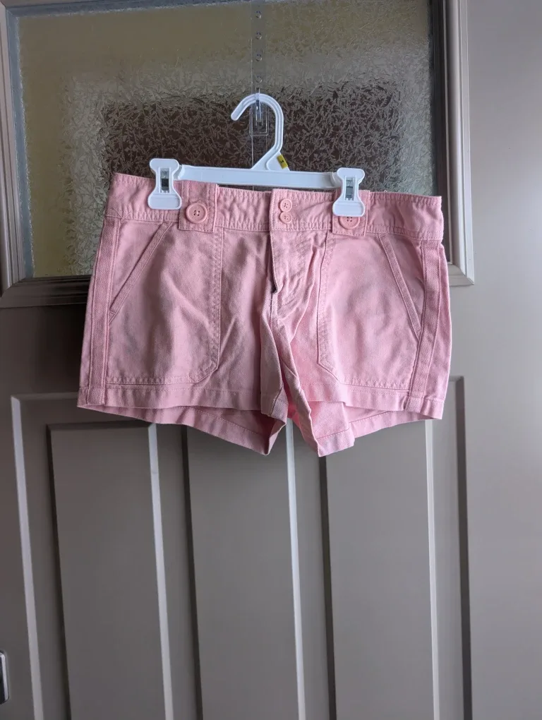 Womens sz 4 Old Navy shorts