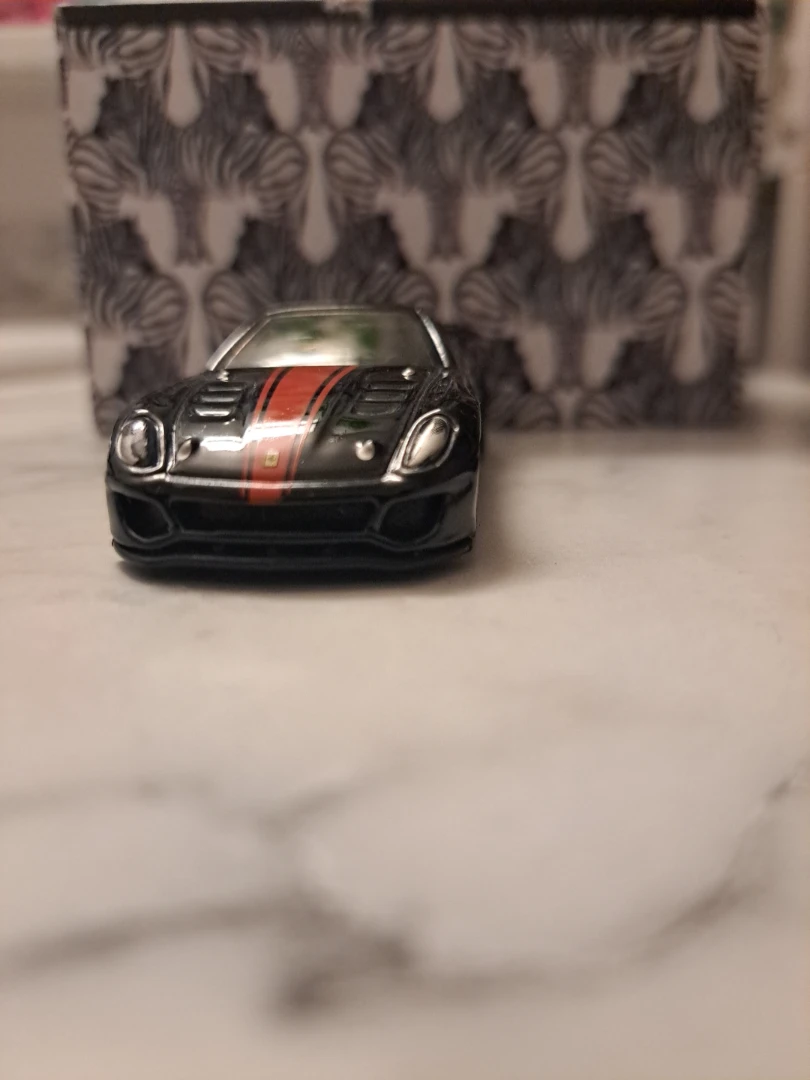Hot Wheels Ferrari 599XX - photo 4