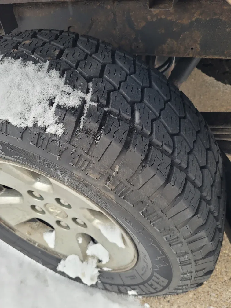 Dodge Ram 1500 Pickup Truck image indicator(4)