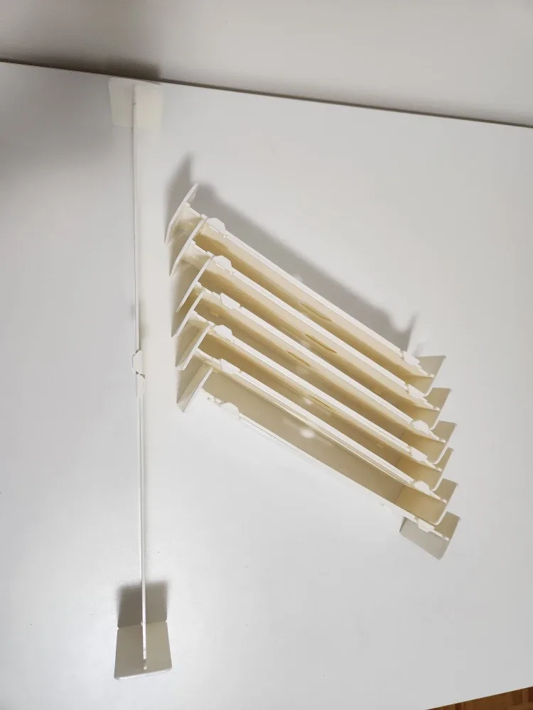 White shelf dividers image indicator(2)