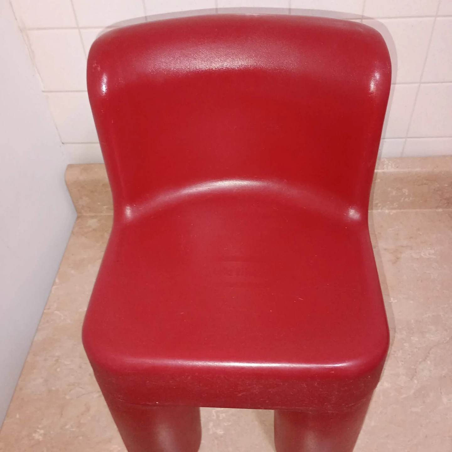 Red Children's Chair - photo 3