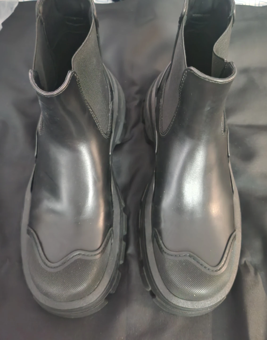 Zara Black Leather Chelsea Boots - Size 39