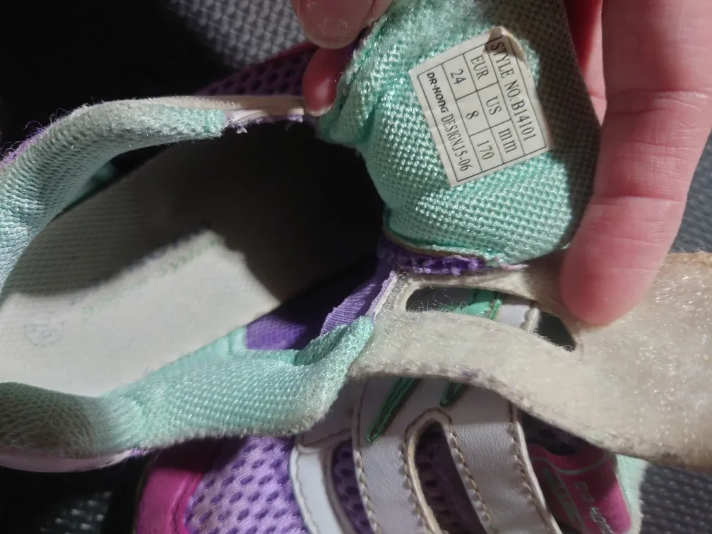 Kids' Shoes Bundle - Asics, New Balance, Dr. Kong image indicator(3)