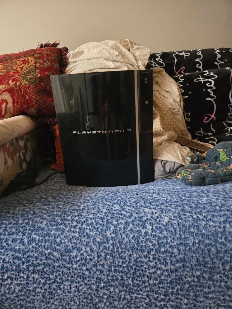 Sony PlayStation 3 Console image indicator(2)