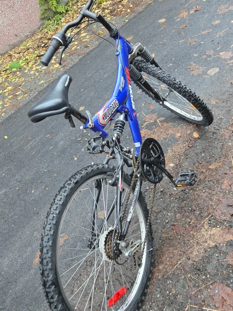 Sportek Mud Dawg 18 Speed Bike image indicator(5)