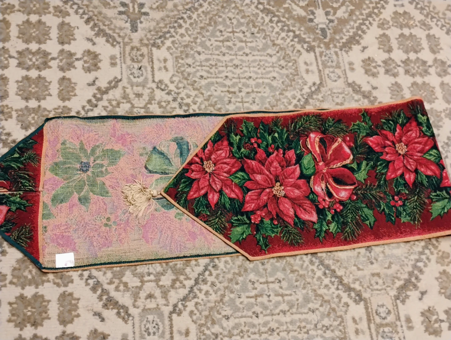 Seasonal Table Runners, Window Valance & Placemats - photo 4