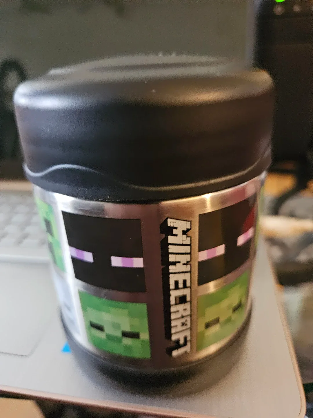 Backpack with lunch bag & thermos image indicator(8)