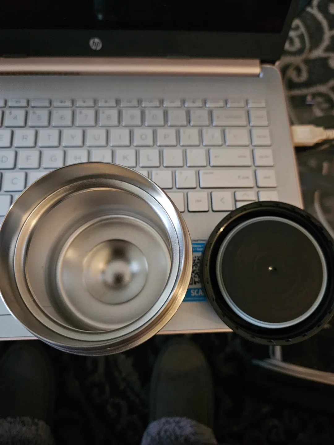 Backpack with lunch bag & thermos image indicator(9)