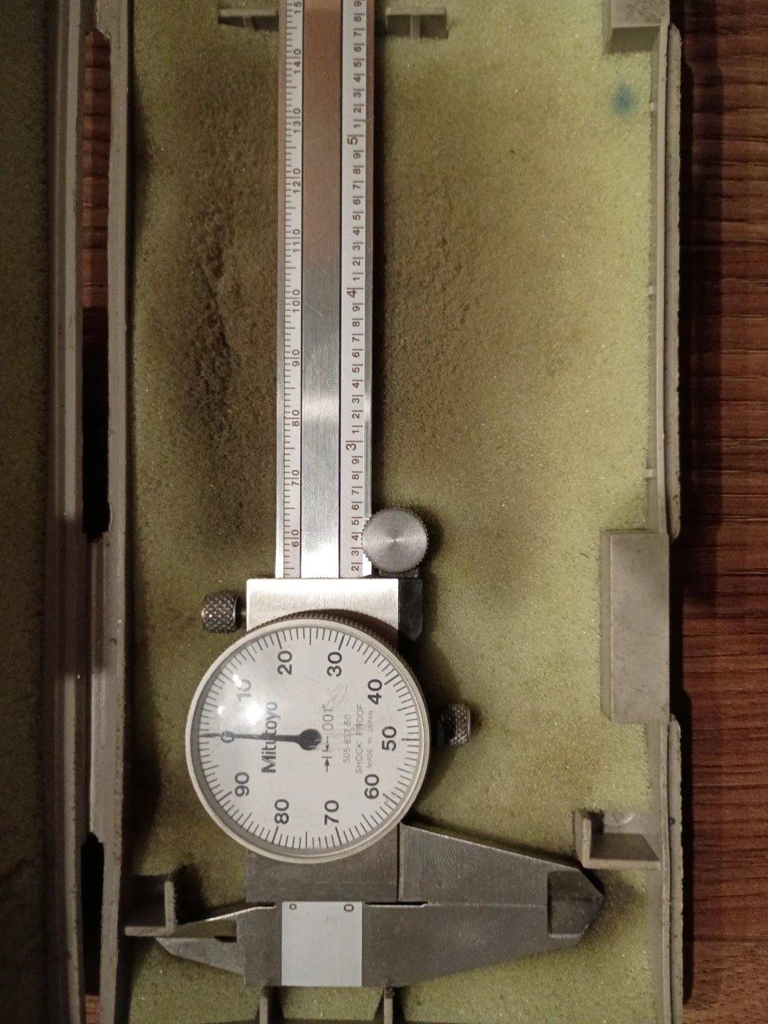 Mitutoyo Dial Caliper with Case - photo 2