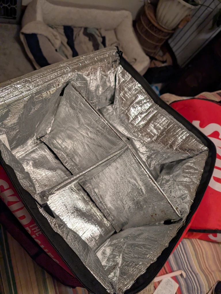 Skip The Dishes Delivery Bags - photo 4