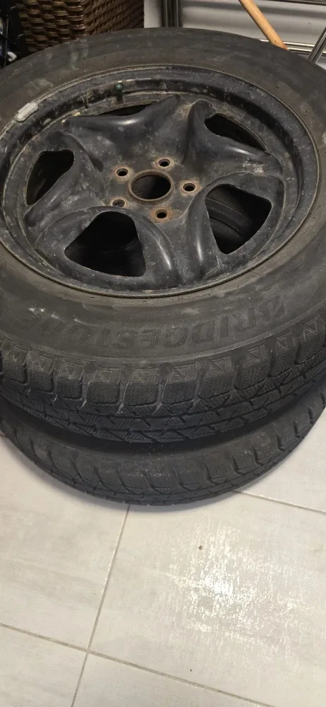 Bridgestone Winter Tires image indicator(5)