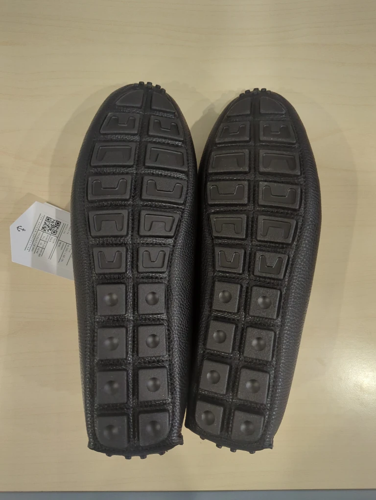 Men's Size 10.5 Mio Marino Livorno Black Loafers - photo 4