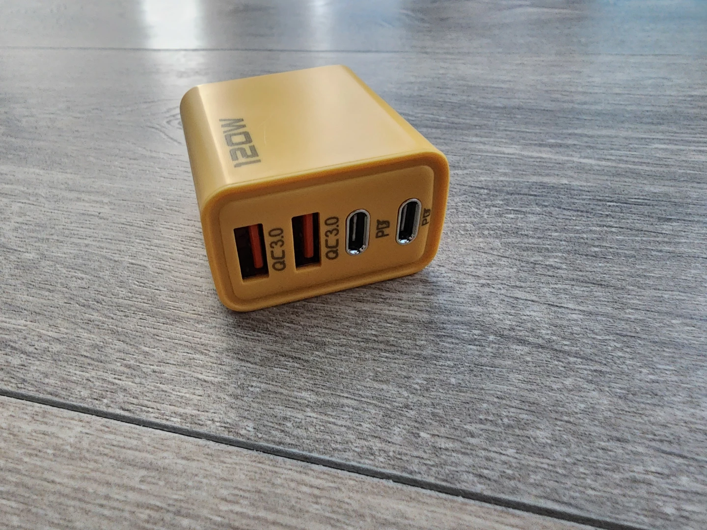 120W Yellow Charger USB & Type C - photo 2