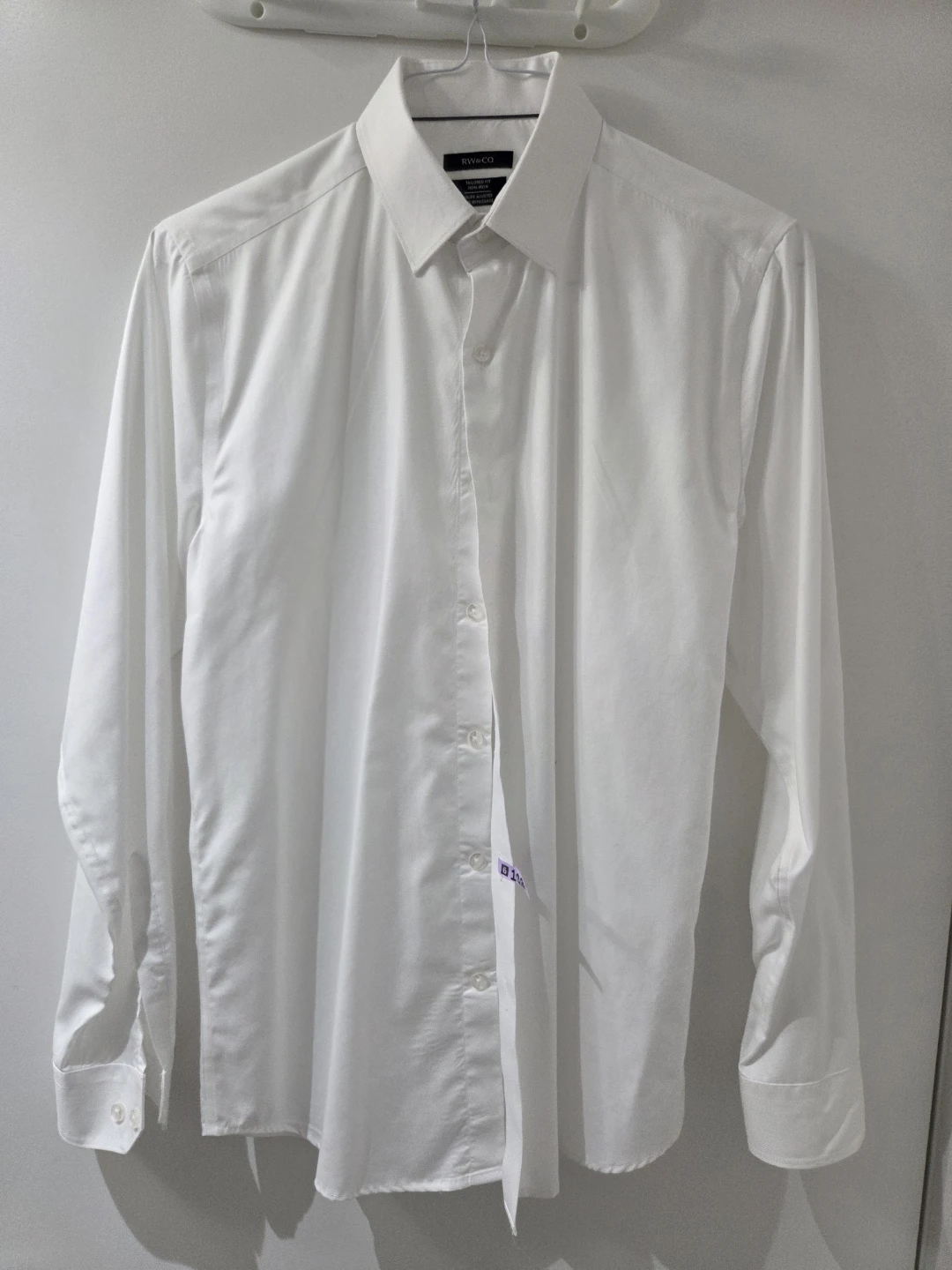 [RW&CO] Dry Cleaned White Dress Shirt - Tailored Fit Size S