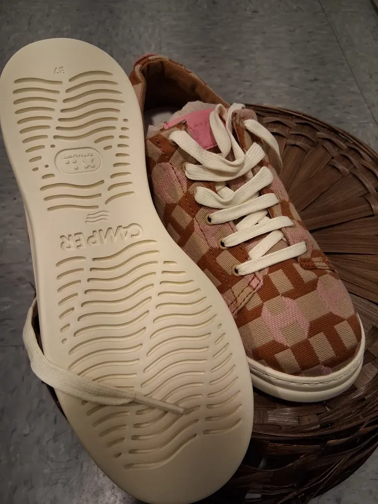 Camper Women's Sneakers Size 7 image indicator(4)