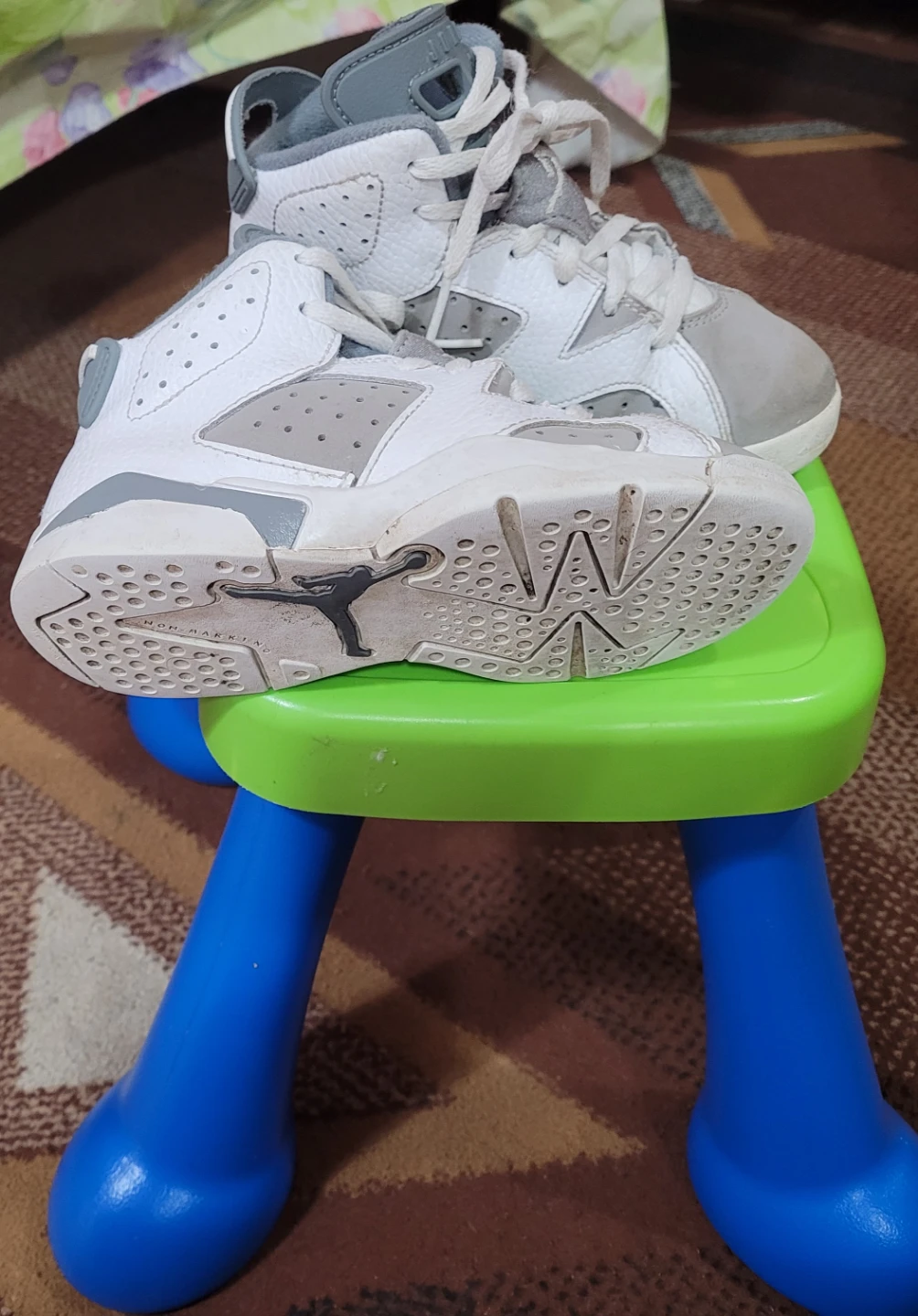 Jordan 6 Retro Toddler Shoes - White/Grey - photo 4
