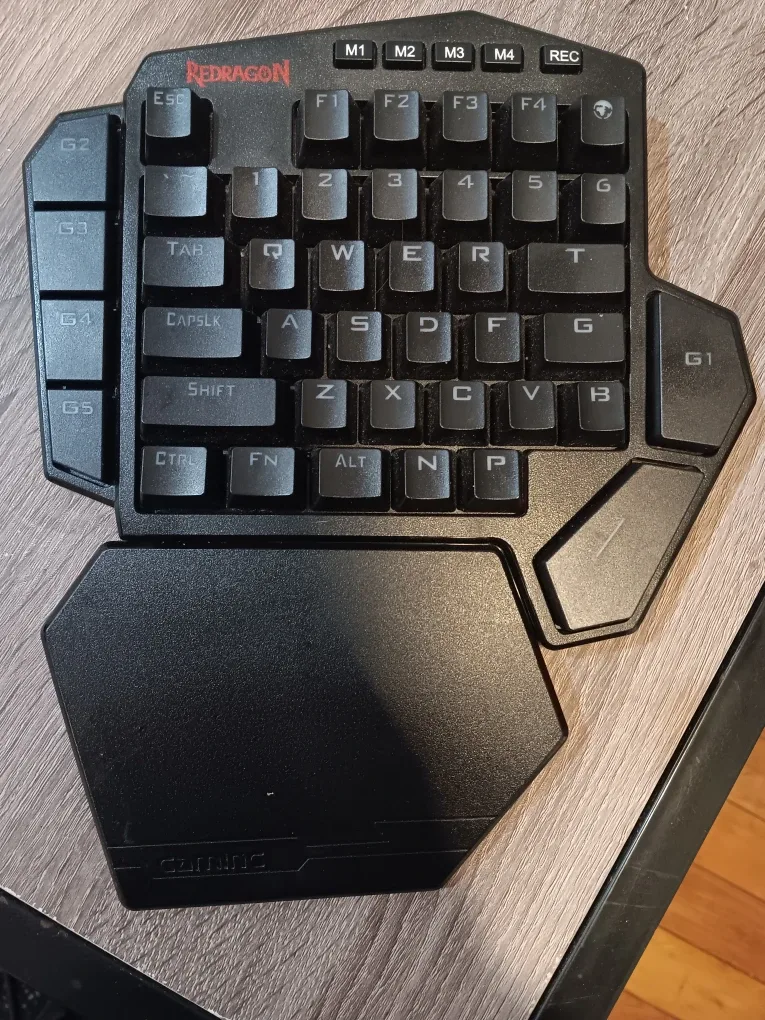 Redragon K585 DITI One-Handed Mechanical Gaming Keyboard - Black image indicator(3)