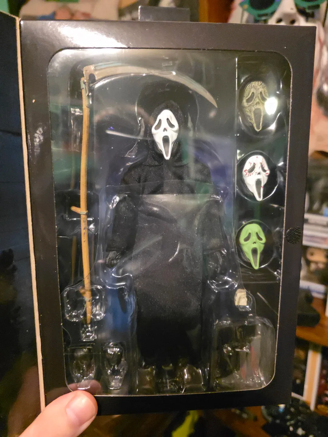 Ultimate Ghost Face Action Figure image indicator(2)