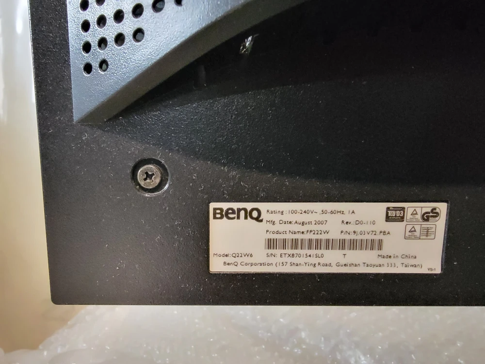 BenQ FP222W 22-inch LCD Monitor - photo 2